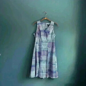 Maggy London‎ sleeveless dress women’s size 6